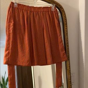 Mini skirt NEW size 8